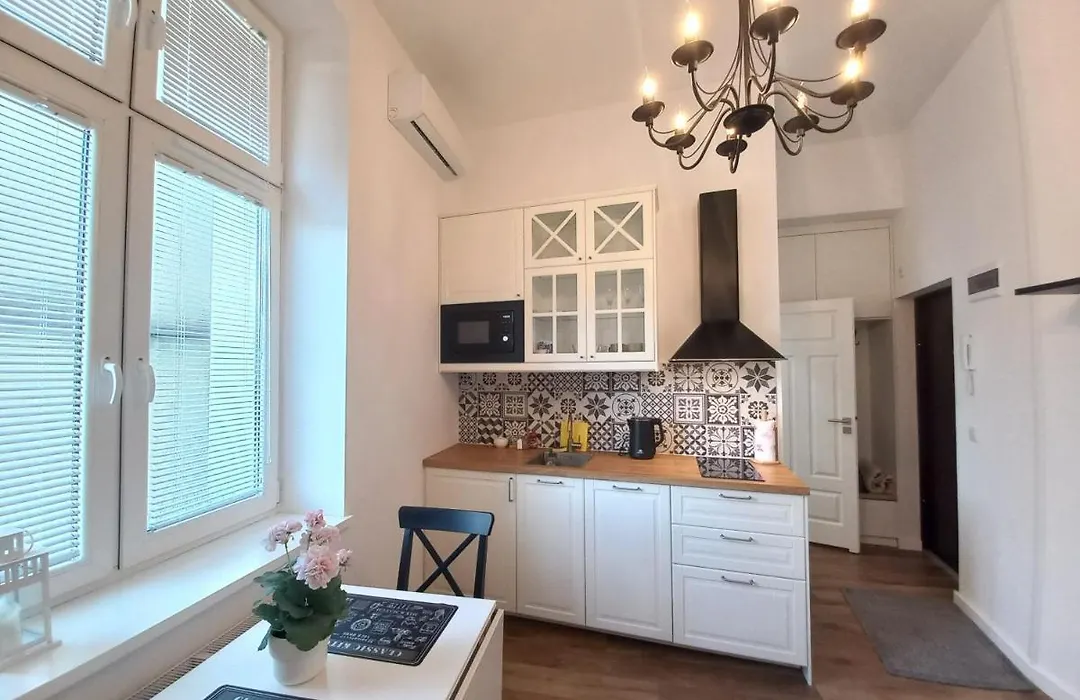Krakowska Old Town Apartments - 16B-1